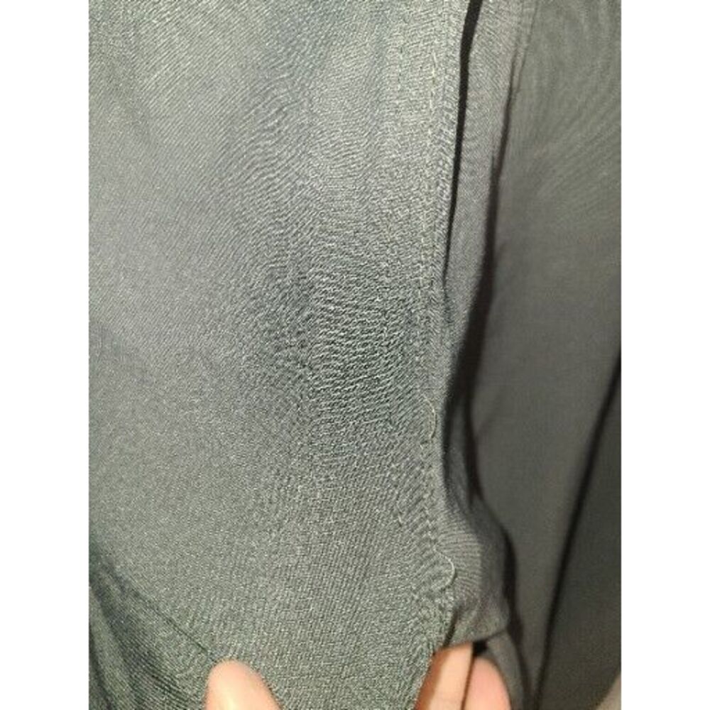 FIGS Technical Collection Scrub Top Gray Women's Size XXS - Picture 8 of 9